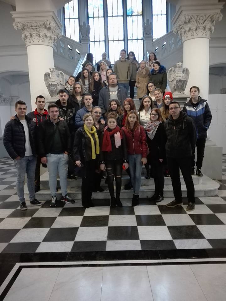 Scoala Postliceala FEG Iasi Scoala Altfel