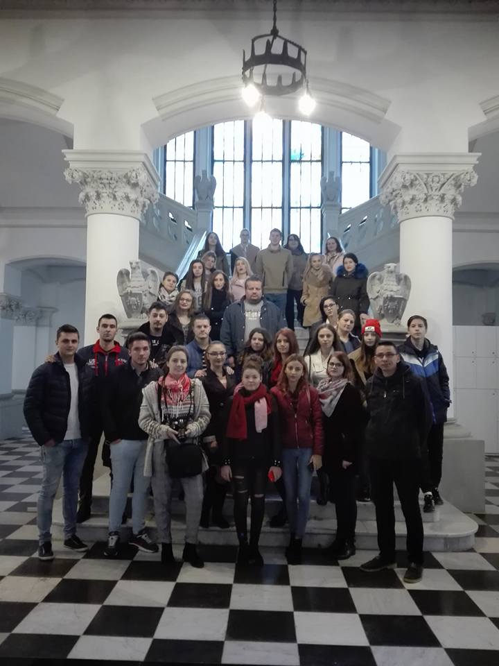 Scoala Postliceala FEG Iasi Scoala Altfel