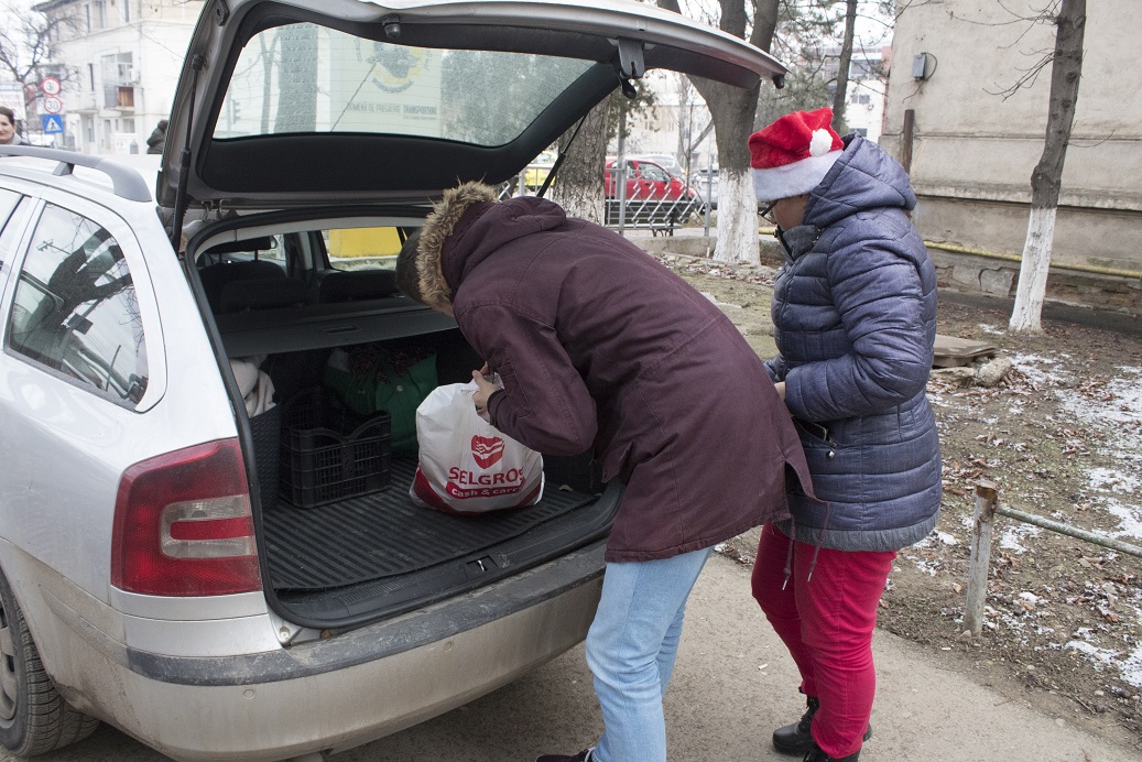 Scoala Postliceala FEG Iasi Activitate umanitara